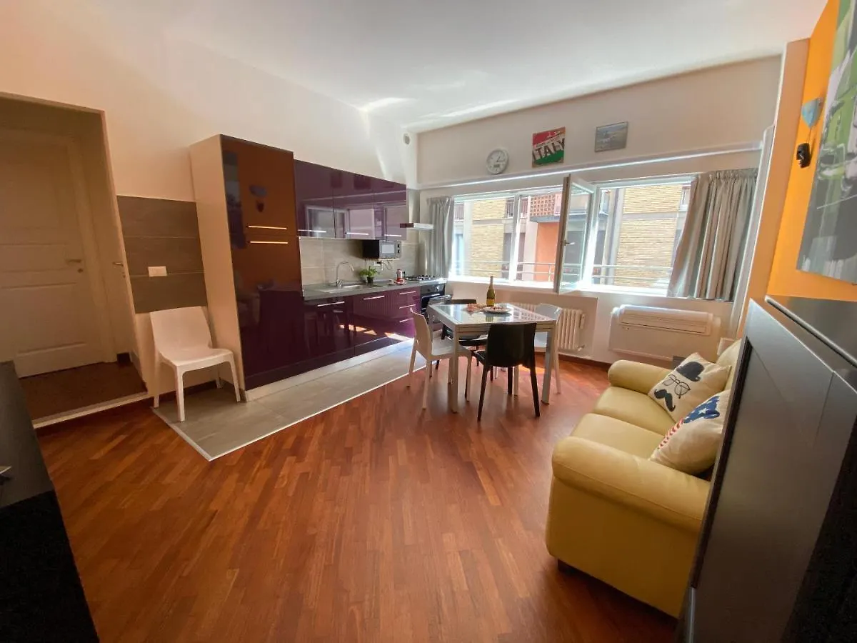 Mascarella 102 Home Boloňa Apartmán